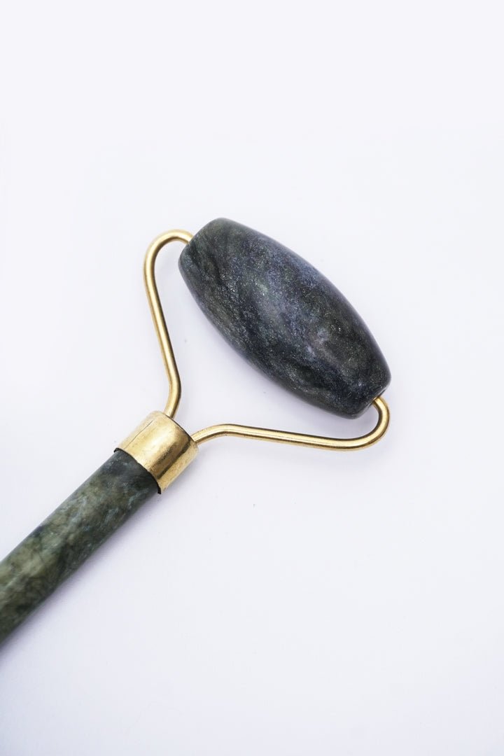 Jade Roller - Perennial Picks