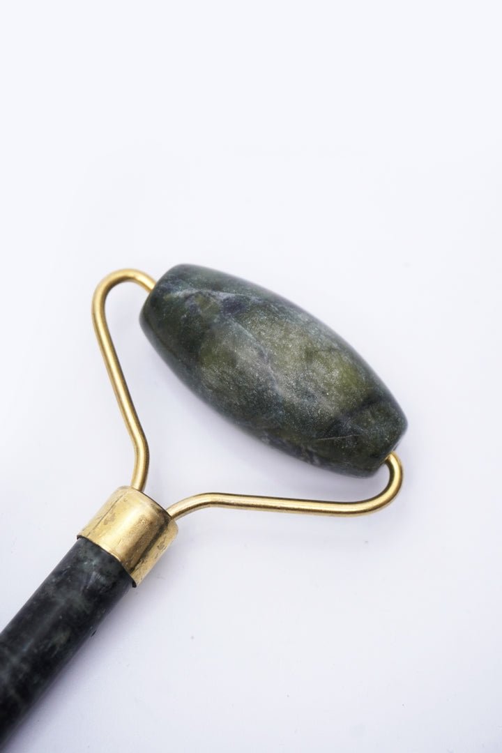 Jade Roller - Perennial Picks